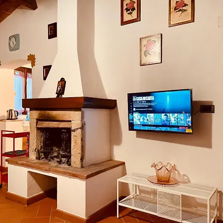 Casina Del Fabbro Vista Mare E Colline Toscane 아파트