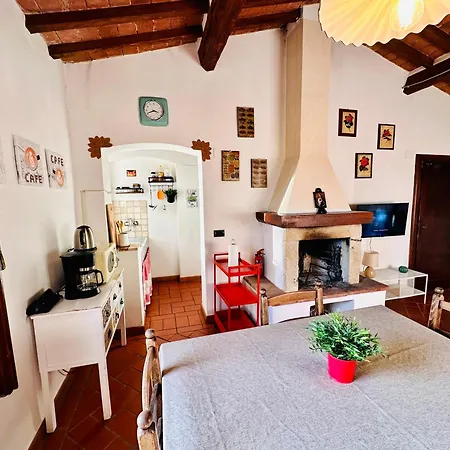 아파트 Casina Del Fabbro Vista Mare E Colline Toscane 몬테스쿠다이오