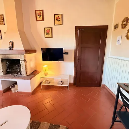 Apartamento Casina Del Fabbro Vista Mare E Colline Toscane *