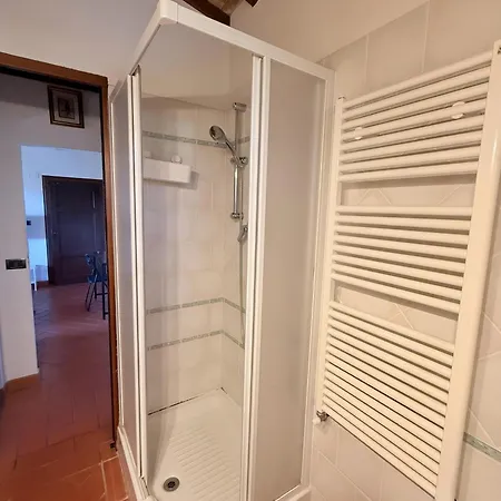 Apartamento Casina Del Fabbro Vista Mare E Colline Toscane *